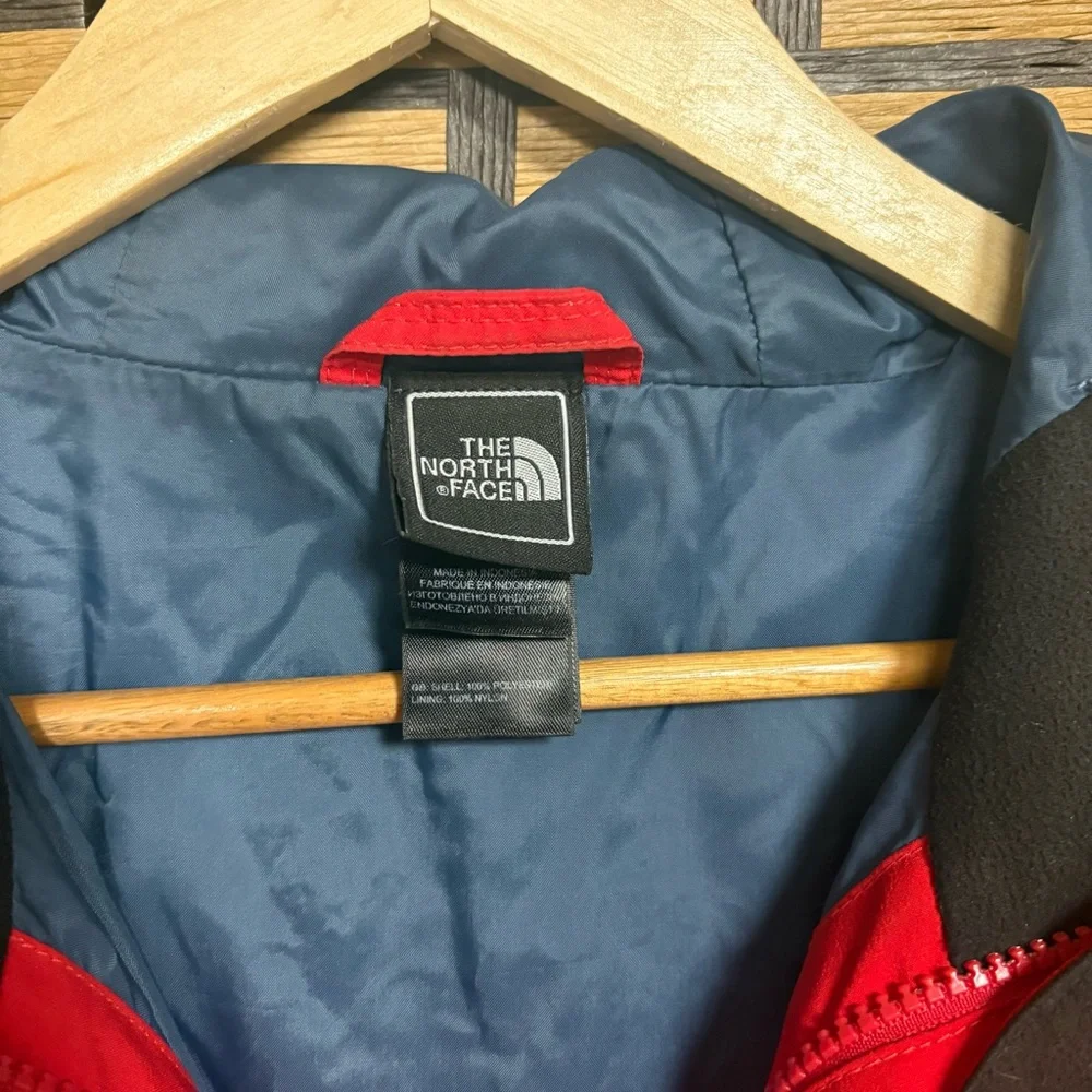 The‎ North Face Red Hyvent Jacket Boys Size XL (18/20)
